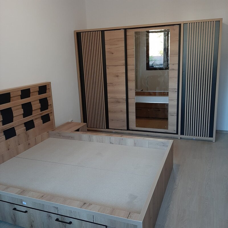 Pacii Apartament doua camere, rezidential. Zona Apusului